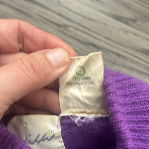 Jessica | Purple rabbit hair and lambs wool blend purple light knit sweater - Picture 8 of 9